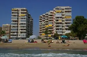 Apartamentos Estoril III - IV - V 公寓 贝尼卡西姆