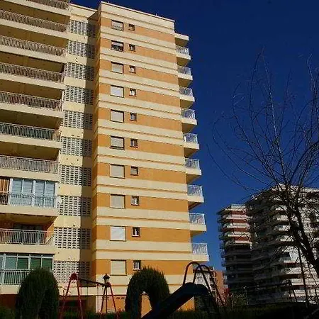 公寓 Apartamentos Estoril III - IV - V 贝尼卡西姆